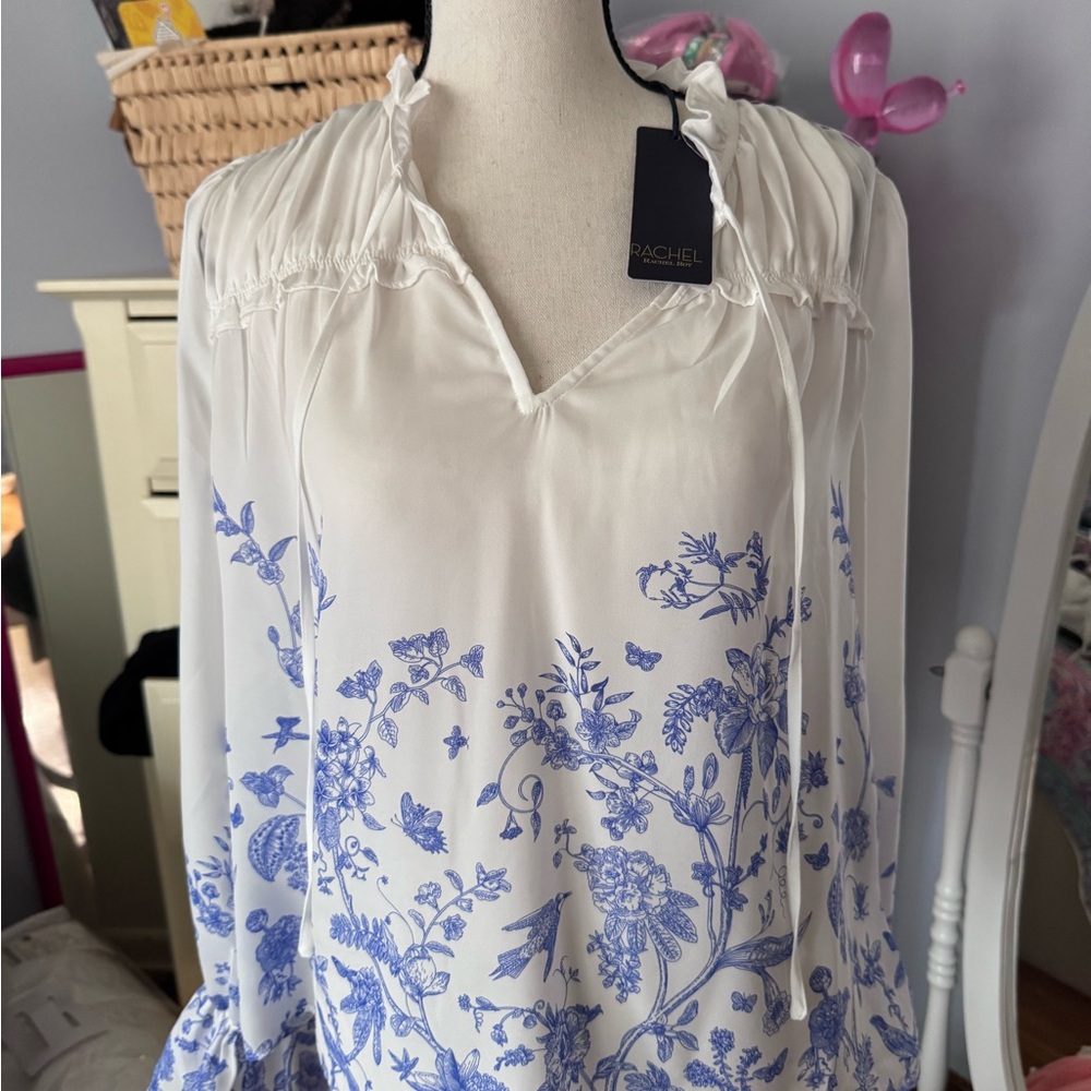 Rachel Roy Women's White and Blue Floral Top